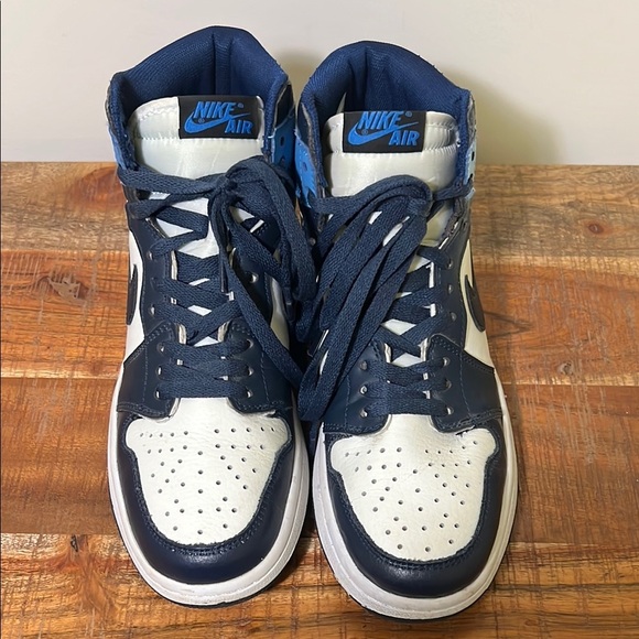 Nike Air Jordan Blue and White High-Tops, Women’s 7 - Picture 2 of 8